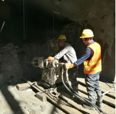 化州水下抗分散灌浆料特点 水下不分散注浆料介绍